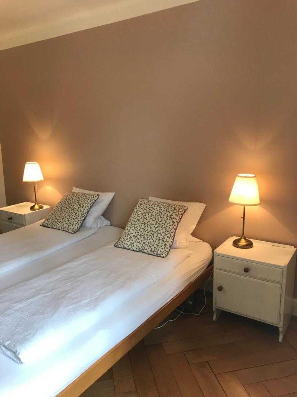 The Bed + Breakfast Bed & Breakfast Lucerne Bagian luar foto